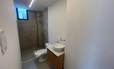 CASA POR ESTRENAR EN VENTA EN ZONA DE ALTA PROYECCION EN PORTOVIEJO - DE OPORTUNIDAD