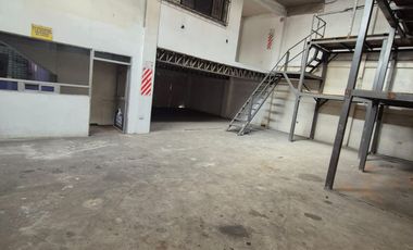 Local Comercial Con Bodega en Alquiler en el Sur de Guayaquil, 1 Oficina, 1 Baño.