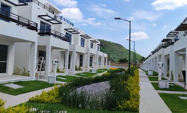 Venta de casa nueva de dos recámaras con alberca a solo 10 minutos de Cuautla Mor.
