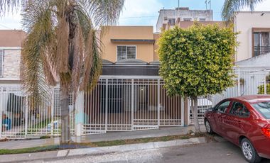 Casa en venta cerca de la Central Camionera Nueva Guadalajara y Carretera Libre a Zapotlanejo