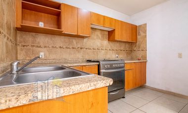 Casa en venta cerca de la Central Camionera Nueva Guadalajara y Carretera Libre a Zapotlanejo