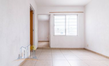 Casa en venta cerca de la Central Camionera Nueva Guadalajara y Carretera Libre a Zapotlanejo