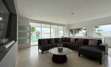 CASA EN VENTA EN FRACCIONAMIENTO LOMAS DE COCOYOC MORELOS
