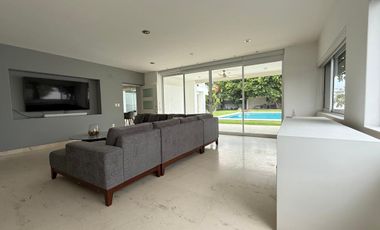 CASA EN VENTA EN FRACCIONAMIENTO LOMAS DE COCOYOC MORELOS