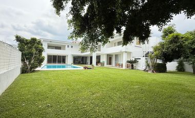 CASA EN VENTA EN FRACCIONAMIENTO LOMAS DE COCOYOC MORELOS