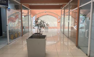 VENTA LOCAL COMERCIAL PLAZA REAL_PELUQUERIA_A PUERTA CERRADA