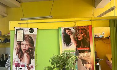 VENTA LOCAL COMERCIAL PLAZA REAL_PELUQUERIA_A PUERTA CERRADA