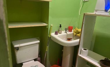 VENTA LOCAL COMERCIAL PLAZA REAL_PELUQUERIA_A PUERTA CERRADA