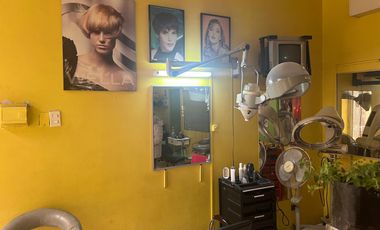 VENTA LOCAL COMERCIAL PLAZA REAL_PELUQUERIA_A PUERTA CERRADA