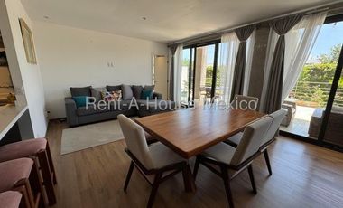 Altos de Juriquilla - RENTA. Departamento amueblado en planta baja, 3 recámaras