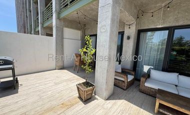 Altos de Juriquilla - RENTA. Departamento amueblado en planta baja, 3 recámaras