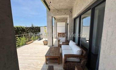 Altos de Juriquilla - RENTA. Departamento amueblado en planta baja, 3 recámaras