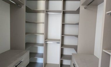 En Venta Casa en Condominio, Challuabamba Cuenca