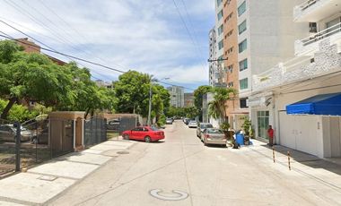 Inversión Segura y Rentable en Bienes Raíces, Casa en Col. Costa Azul, Acapulco, Guerrero.