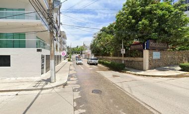 Inversión Segura y Rentable en Bienes Raíces, Casa en Col. Costa Azul, Acapulco, Guerrero.