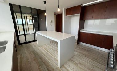 Penthouse en Renta Santa Fe de Juriquilla, Qro. 4 Recámaras. Disponible