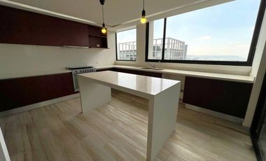 Penthouse en Renta Santa Fe de Juriquilla, Qro. 4 Recámaras. Disponible