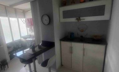 VENDO APARTAMENTO EN UN PRIMER PISO EN TORRES DE SAN JUAN.