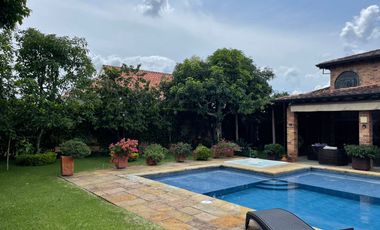 VENDO CASA CAMPESTRE CONJUNTO HACIENDA TRINITARIOS EN RUITOQUE BAJO EN FLORIDABLANCA