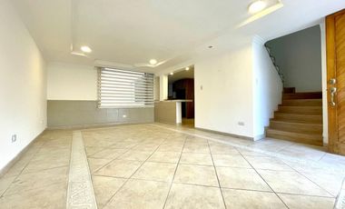 CASA REMODELADA  EN VENTA 171  M2 -  CONJUNTO SEGURO -  ELOY ALFARO