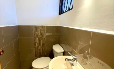 CASA REMODELADA  EN VENTA 171  M2 -  CONJUNTO SEGURO -  ELOY ALFARO