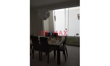 Alquiler De Triplex En Urb Quinta Ana Maria//ID:1144653