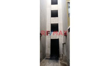 Venta Departamento En Parques De Piura- 1Era Etapa-4To Piso//ID:1143022
