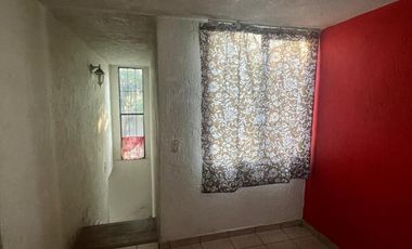 CASA DUPLEX EN PLANTA ALTA EN VENTA, EN JARDINES DEL VALLE.