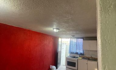 CASA DUPLEX EN PLANTA ALTA EN VENTA, EN JARDINES DEL VALLE.