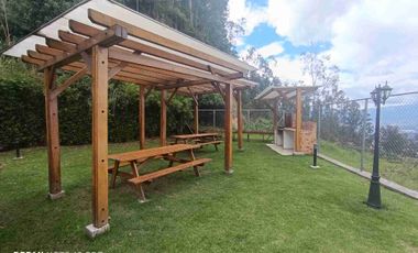 DEPARTAMENTO EN VENTA O RENTA – URBANIZACIÓN LOMAS DE MONTESERRÍN, CENTRO NORTE DE QUITO