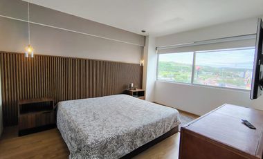 RENTA DEPARTAMENTO AMUEBLADO CON AMPLIA TERRAZA EN HABITAREA TOWERS JURIQUILLA SANTA FE