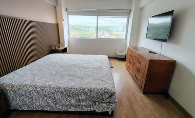 RENTA DEPARTAMENTO AMUEBLADO CON AMPLIA TERRAZA EN HABITAREA TOWERS JURIQUILLA SANTA FE