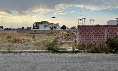 TERRENO EN VENTA DE 2550 M2 EN CHOLULA, MUY CERCA DE PLAZA EXPLANADA, PRECIO $5,950 POR M2, USO RESIDENCIAL