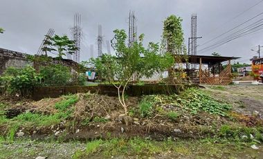 SE VENDE 2 LOCALES COMERCIALES + CHOZA DE BAMBO,  LA CONCORDIA - SANTO DOMINGO - ECUADOR