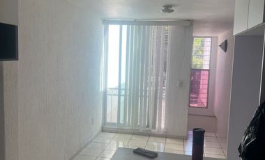 CASA DUPLEX REMODELADA EN JARDINES DEL VALLE ZAPOPAN