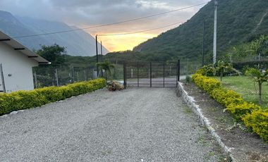 HERMOSA QUINTA EN VENTA EN SECTOR DE LENTAG, YUNGUILLA