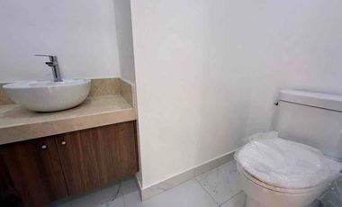 RIVERSIDE-SAMBORONDÓN, Alquilo Departamento sin amoblar ESTRENO, 3 dorm $1400.
