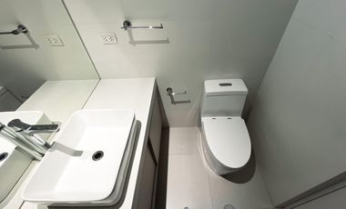 Se Vende Moderno Y Exclusivo Departamento En Tronchadero - Cayma Baja