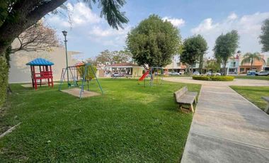 CASA EN VENTA EN VALDEPEÑAS