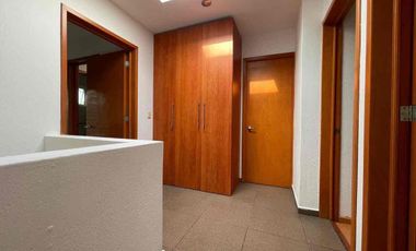CASA EN VENTA EN VALDEPEÑAS