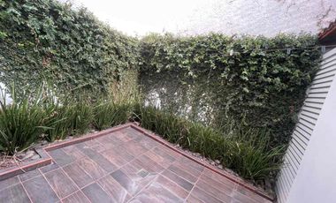 CASA EN VENTA EN VALDEPEÑAS