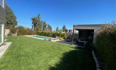 Gran casa en Olmué