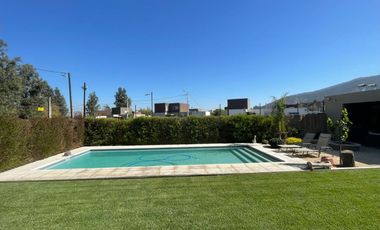 Gran casa en Olmué