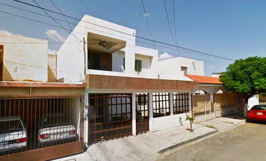 CASA EN VENTA EN FUENTES DEL SUR TORREON!!!!!