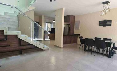 Casa en renta semiamueblada en Alta California Residencial