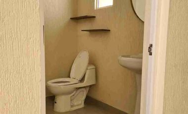 Casa en renta semiamueblada en Alta California Residencial