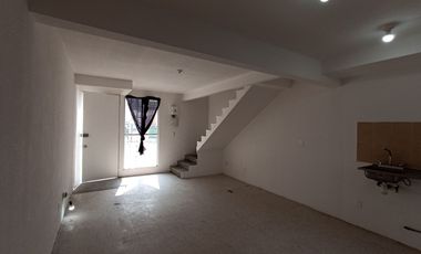 CASA EN VENTA, 2 NIVELES, ZUMPANGO