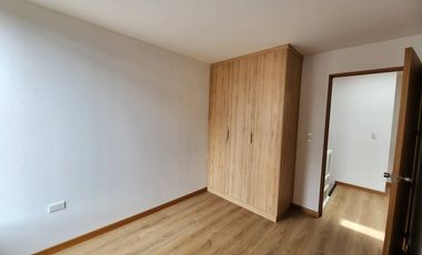 EN VENTA HERMOSAS CASAS SECTOR RACAR PLAZA - CUENCA