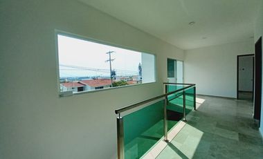 CASA EN VENTA EN FRACCIONAMIENTO LOMAS DE COCOYOC, MORELOS