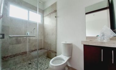 CASA EN VENTA EN FRACCIONAMIENTO LOMAS DE COCOYOC, MORELOS